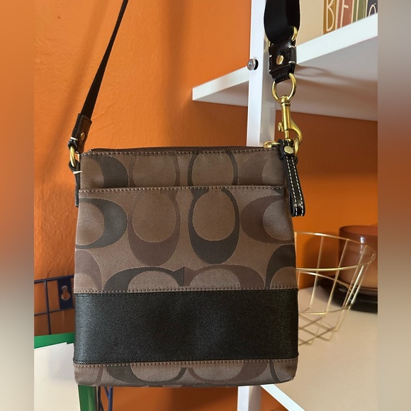 Coach Brown and Black Crossbody Bag - Picture 5 of 11
